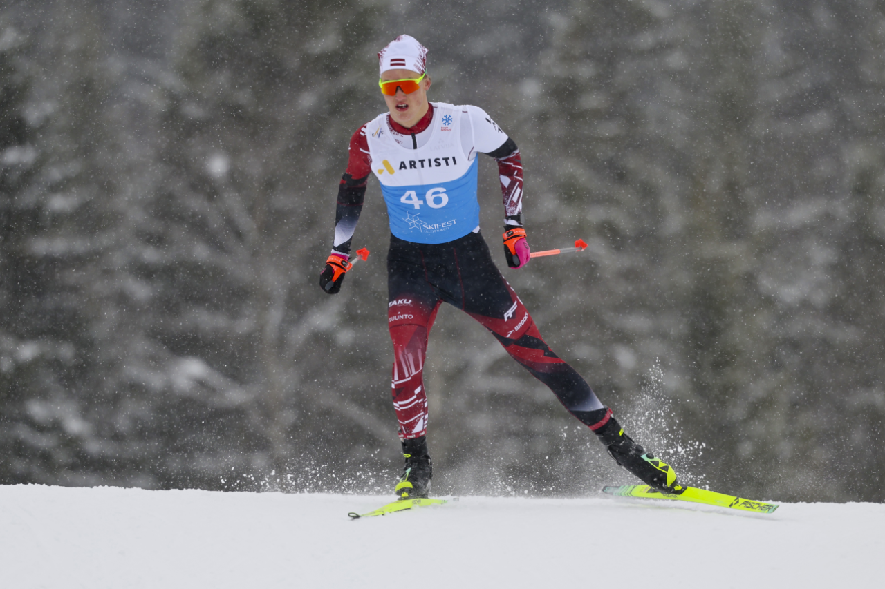 1GOL639323.jpg 1GOL639323.jpg