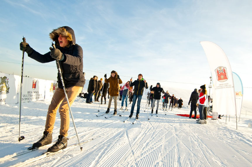 Purvciemā atklāts ziemas sporta un atpūtas parks